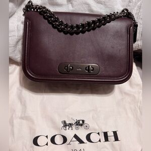 Coach retail swagger leather bag